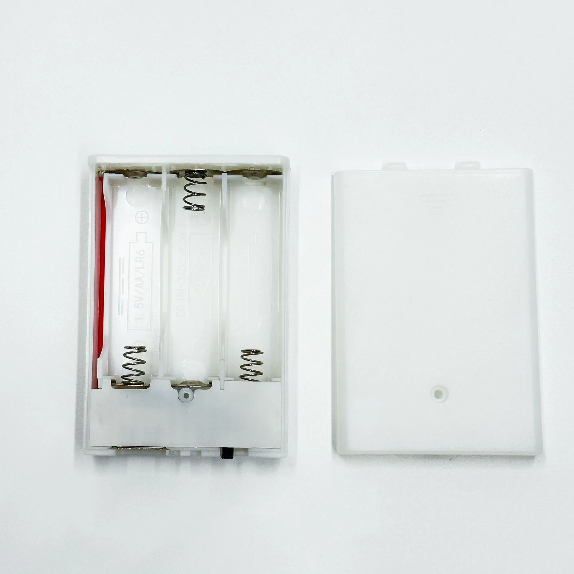 White Built-in USB3*AA Battery Box AA with Cover and Switch Holder