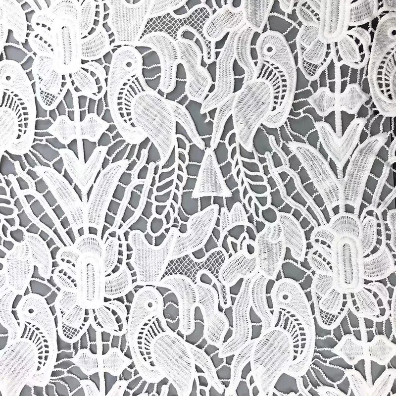 Custom White Water Soluble Embroidery Floral Guipure Lace Fabric For Decoration