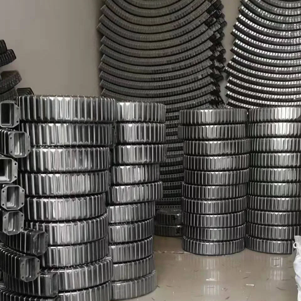 DGT type Fully enclosed flexible conduit shield steel energy chain