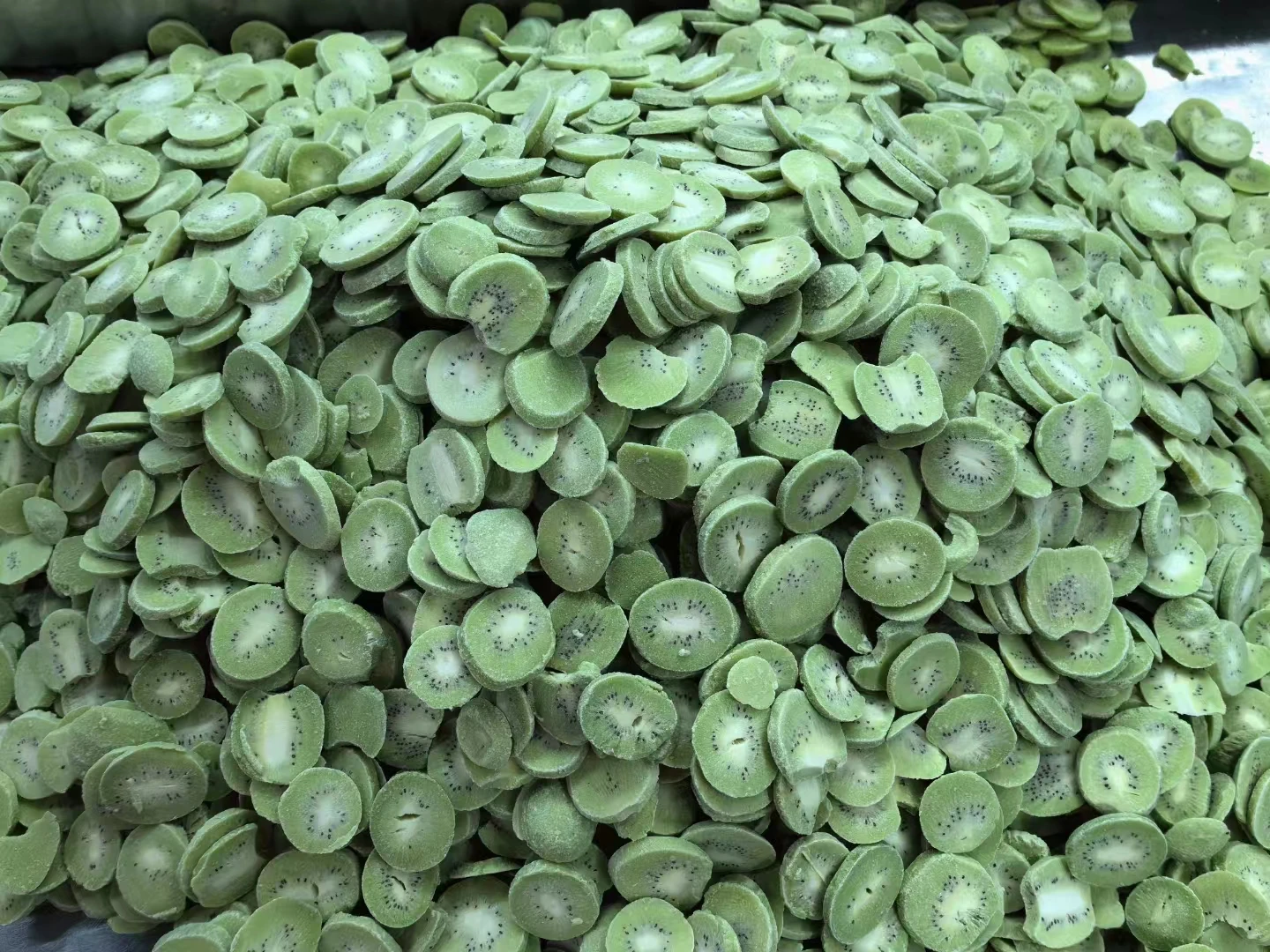 Seasonal  Fruits Factory Price IQF Frozen  KIWI Fruit Dice10*10mm