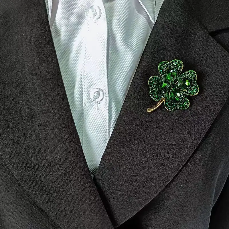 retro fashion clover flower corsage badge woman man suit brooch vintage simple luxury green red crystal rhinestone lapel brooch