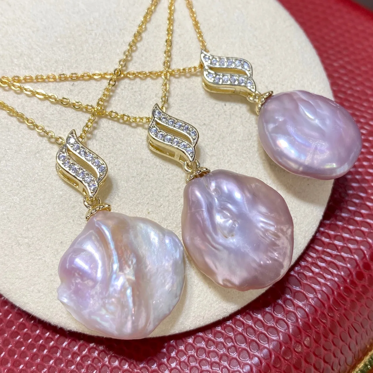 Elegant Women Crown Purple Freshwater Baroque Pearl Pendant Adjustable Chain Necklace