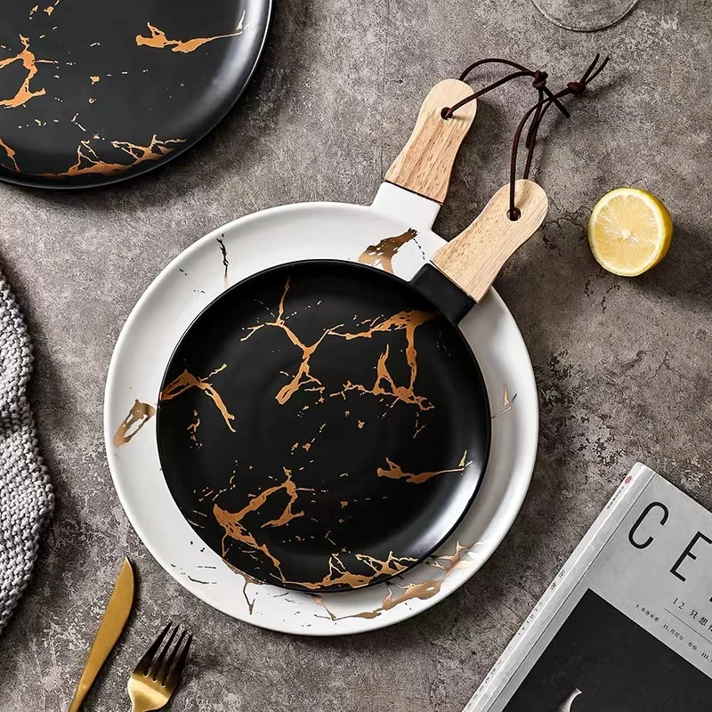 Wholesale 11 Inch Luxury Marble Porcelain Plate With Wooden Handle For Restaurant