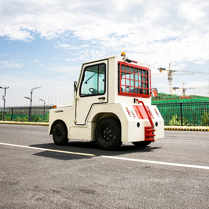 Aircraft ground Aviation equipment baggage 30-ton airport tow tractor with enclose cab