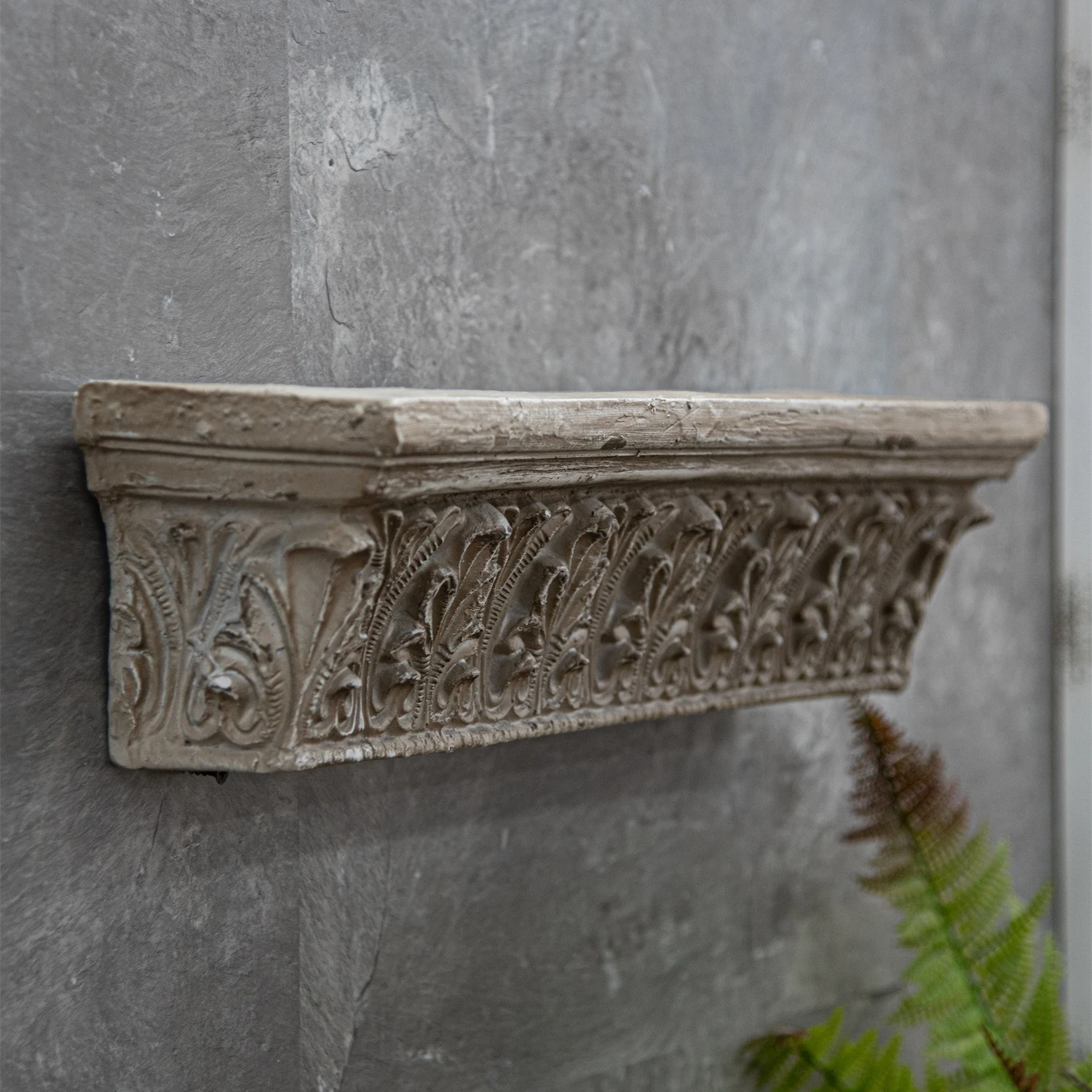Unique vintage design carving decorative polyresin craft rustic wall hanging storage floating wall shelf rack