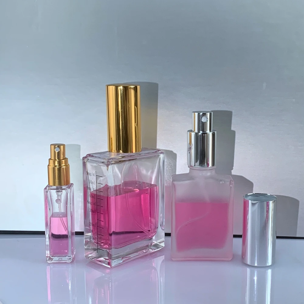 Luxury recyclable 30ml 50ml 100ml 120ml frosted glass perfume bottle with pump spray cap