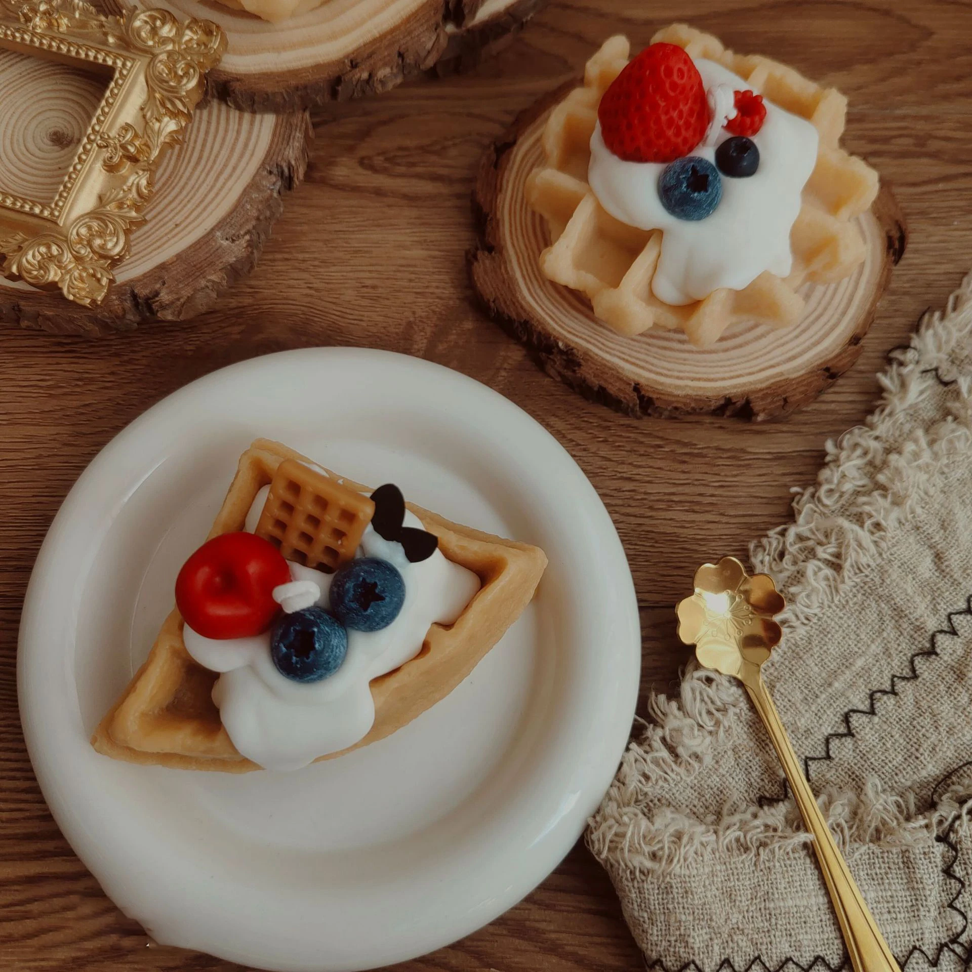 Waffles Scented Candles Living Room Decor Shooting Props Dessert Strawberry Cake Ins Birthday Gift Kitchen Dinner Decor