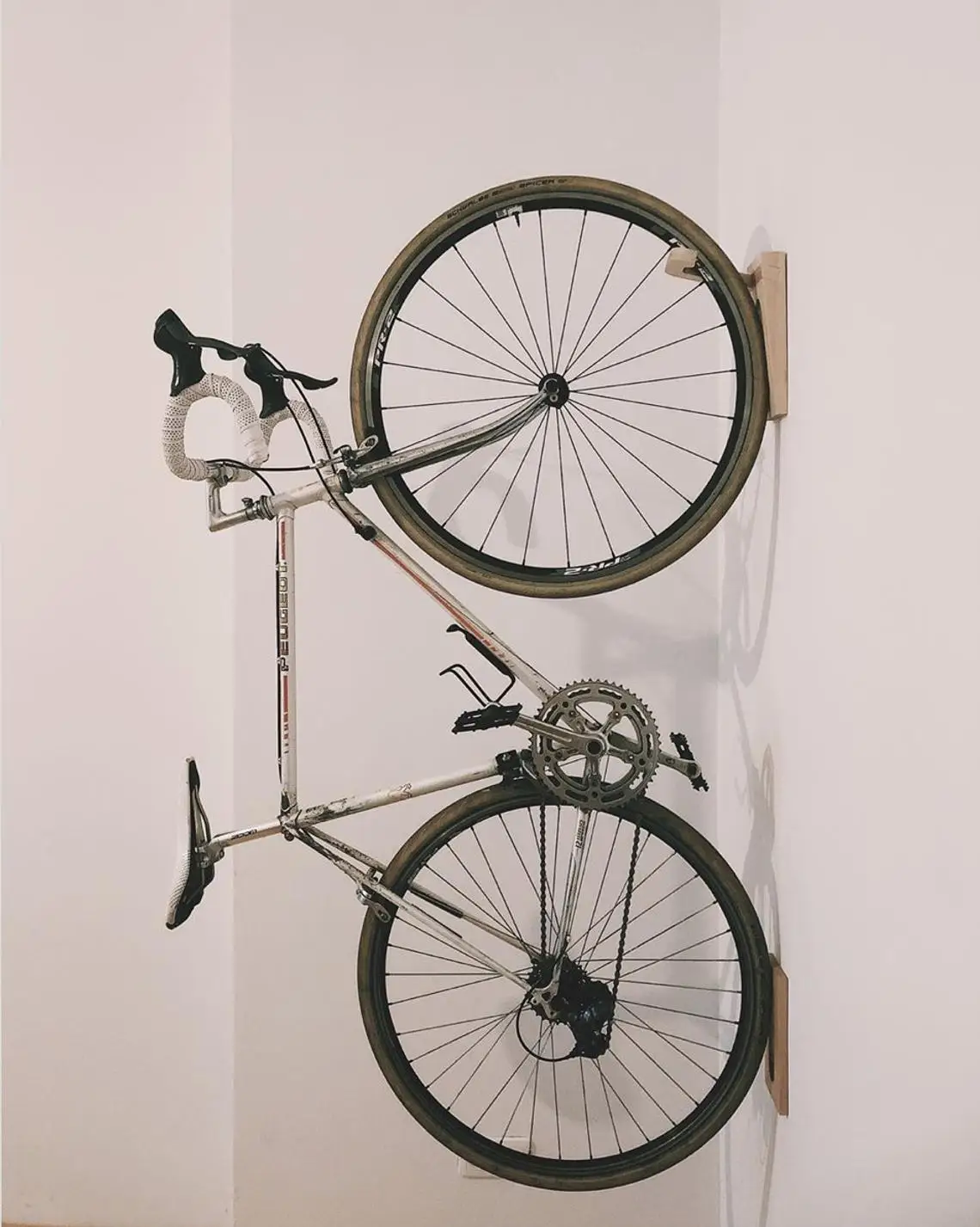  Sturdy Wooden Wall Mounted Bicycle Front Wheel Hanging Hook Vertical Wood Bike Rack