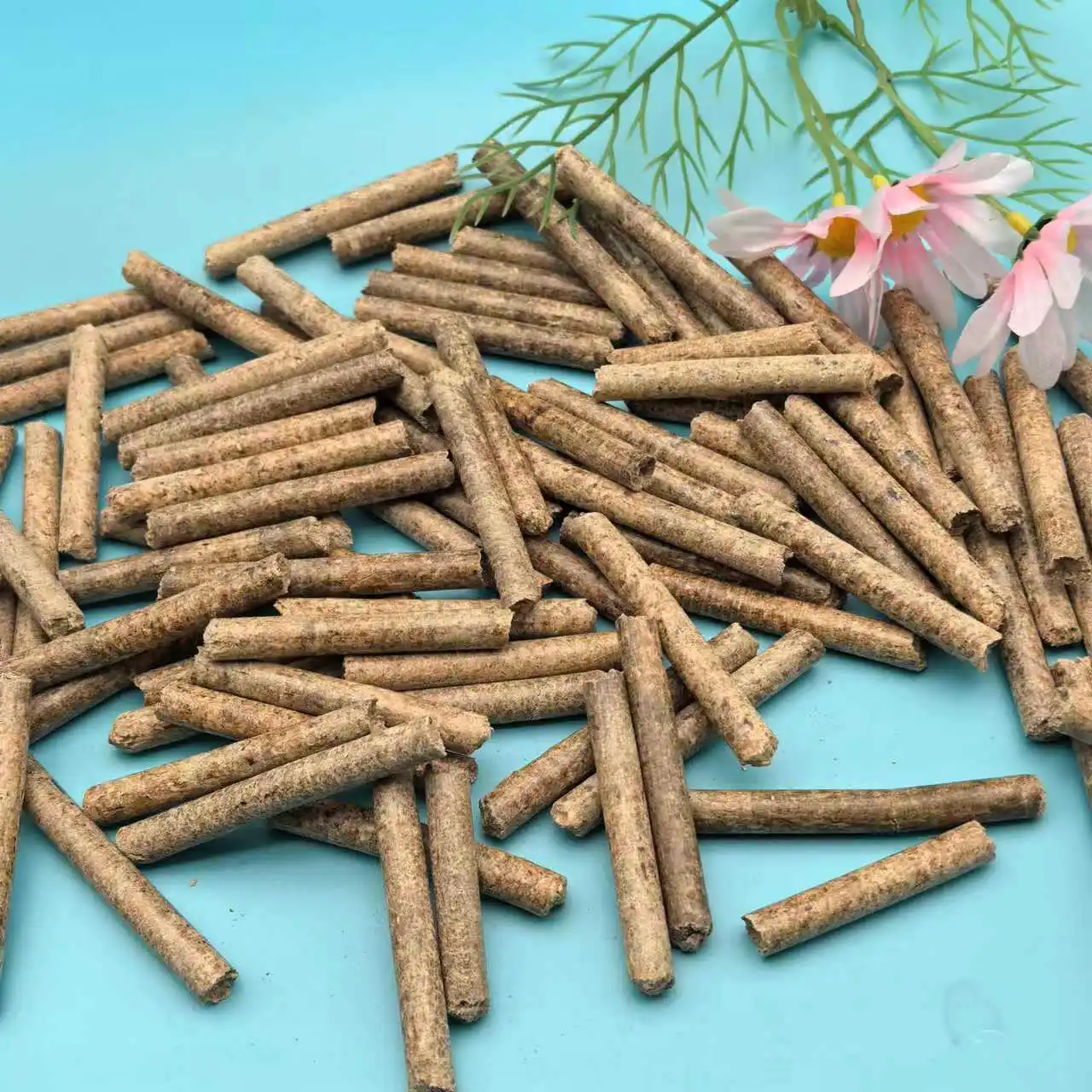 Factory Price Low Carbon Residue Biomass Pellet Fuel Wood Pellet Pine Wood Pellet