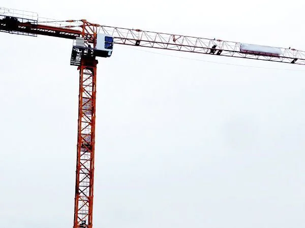 Лучший бренд кран 12Ton 13ton башенный Qtz280(7030-12) QTZ200 QTZ280(6036-13) для