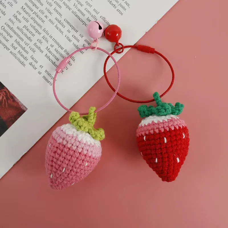 2024 New Fashion Crochet Stainless Steel Strawberry Keychain Sweet Keychain for Gift