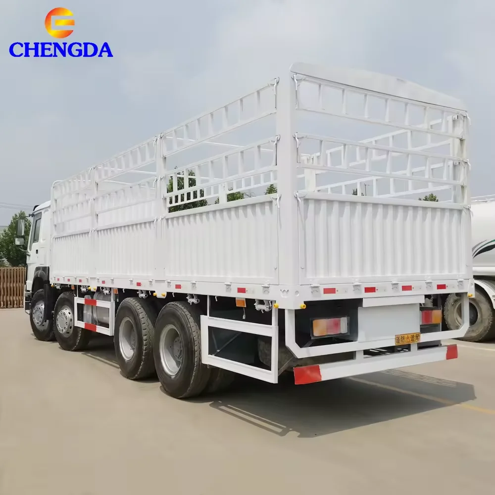Heavy Duty 40Ton 50Ton Sinotruck Howo Used 8x4 Fence Stake 12 Wheels Cargo Truck