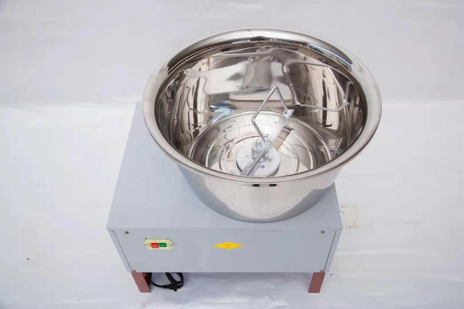 Low Price Automatic Dough mixer/High-Efficiency Dough Making Machine