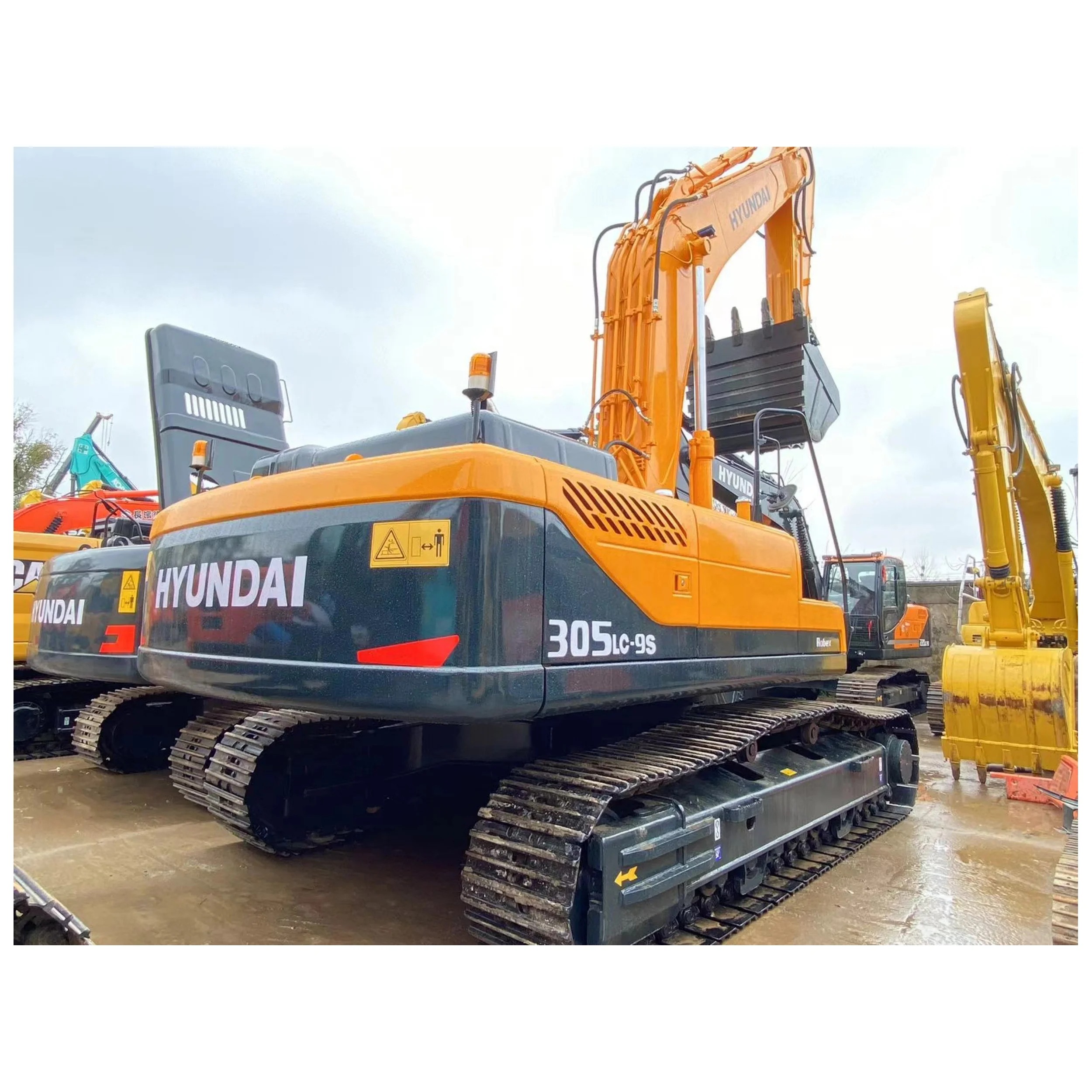 Low price Crawler excavator Used excavator second-hand Japan engine 305LC-9 305LC hyundai 305lc-9s for sale