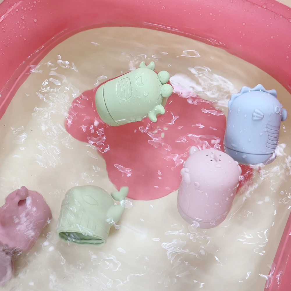 Factory BPA Free Soft Mold Free Bath Tub Toy Animal Kids baby Silicone Bath Toys
