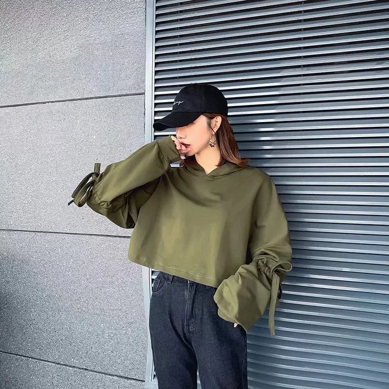 
2020 custom solid color sleeves drawstring ties wide loose hooded sweater short cropped navel crop top hoodies women 