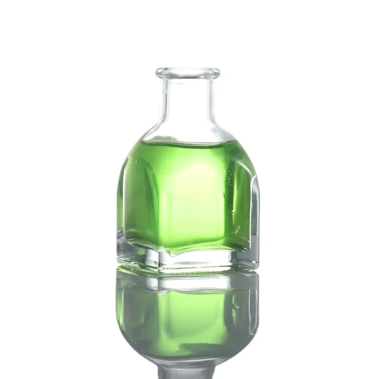 Creative Flavor Fragrance Aromatherapy Glass Bottle 100Ml Square Yurt Rattan Volatile Bottle Wholesale Women Gift Sets