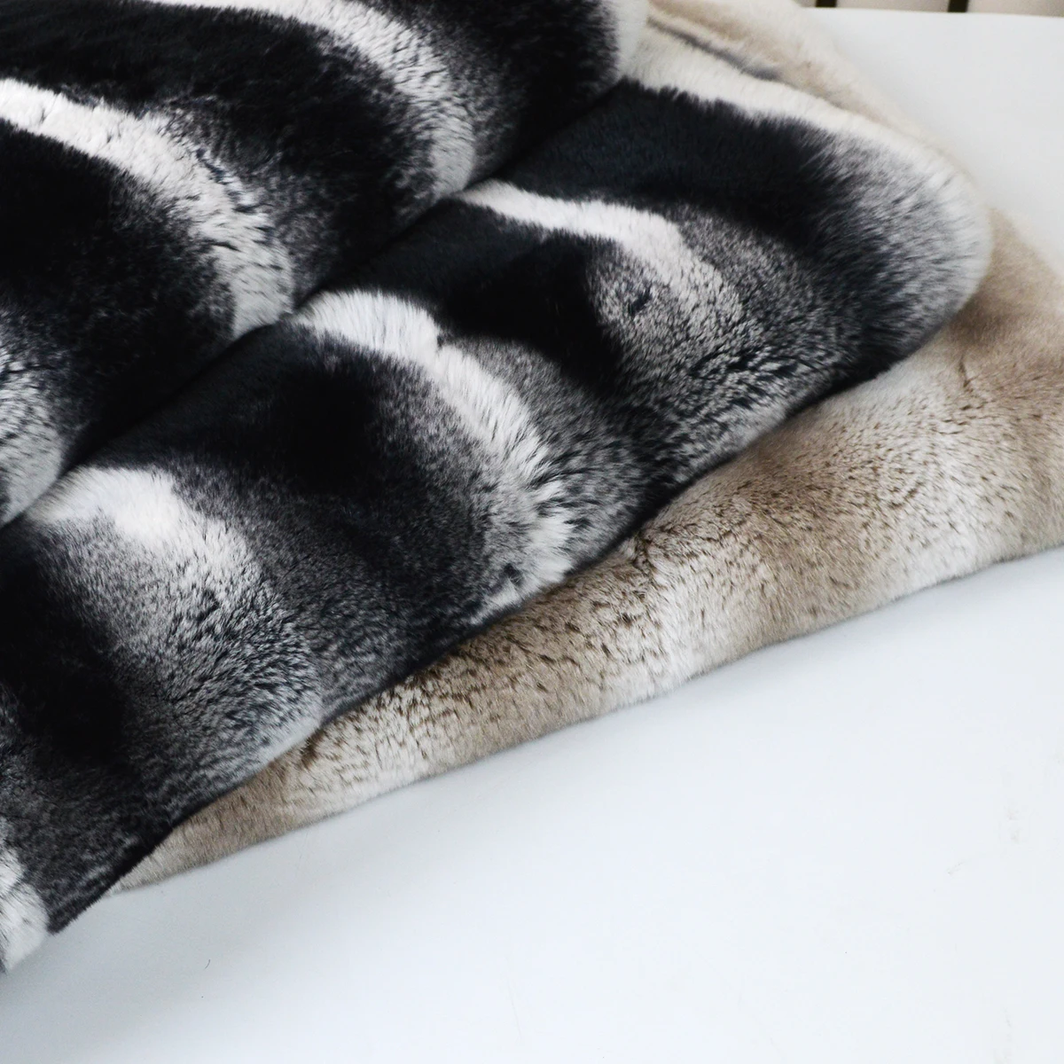 Factory dyed Chinchillar rabbit fur plate