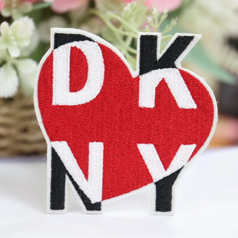 Wholesale embroidered Custom Logo new design Embroidery patches and badge with iron on woven embroidery patches