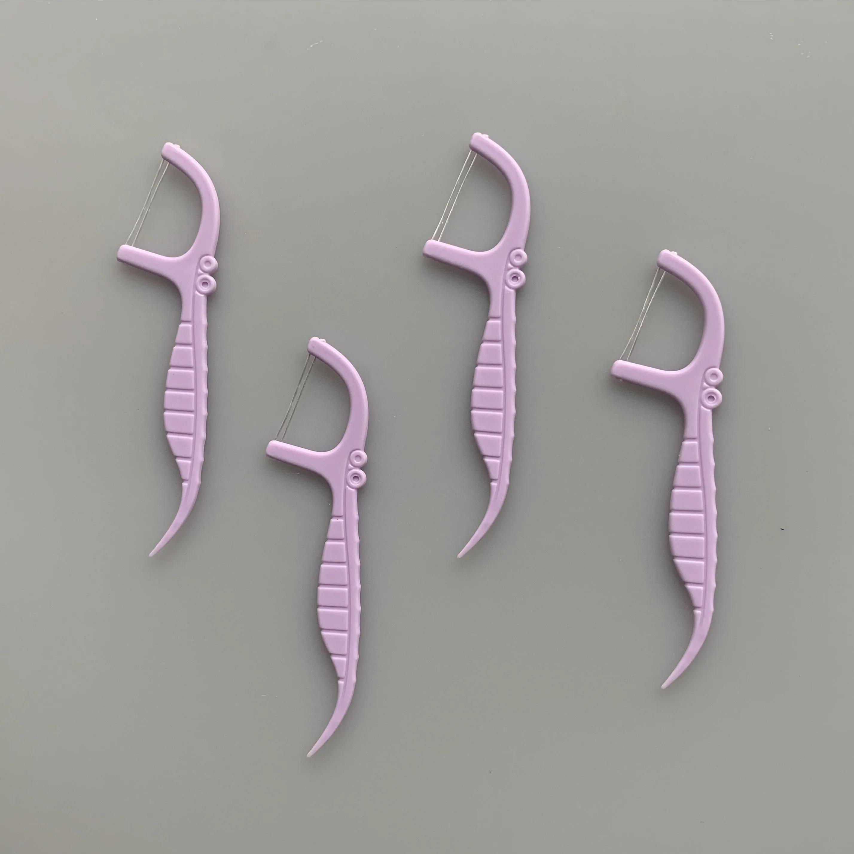 2024 new arrival  Dental Flossing Flosser Stick With Fluoride Anti-Caries Twin Line Dental Floss Picks 200 PCS per bag