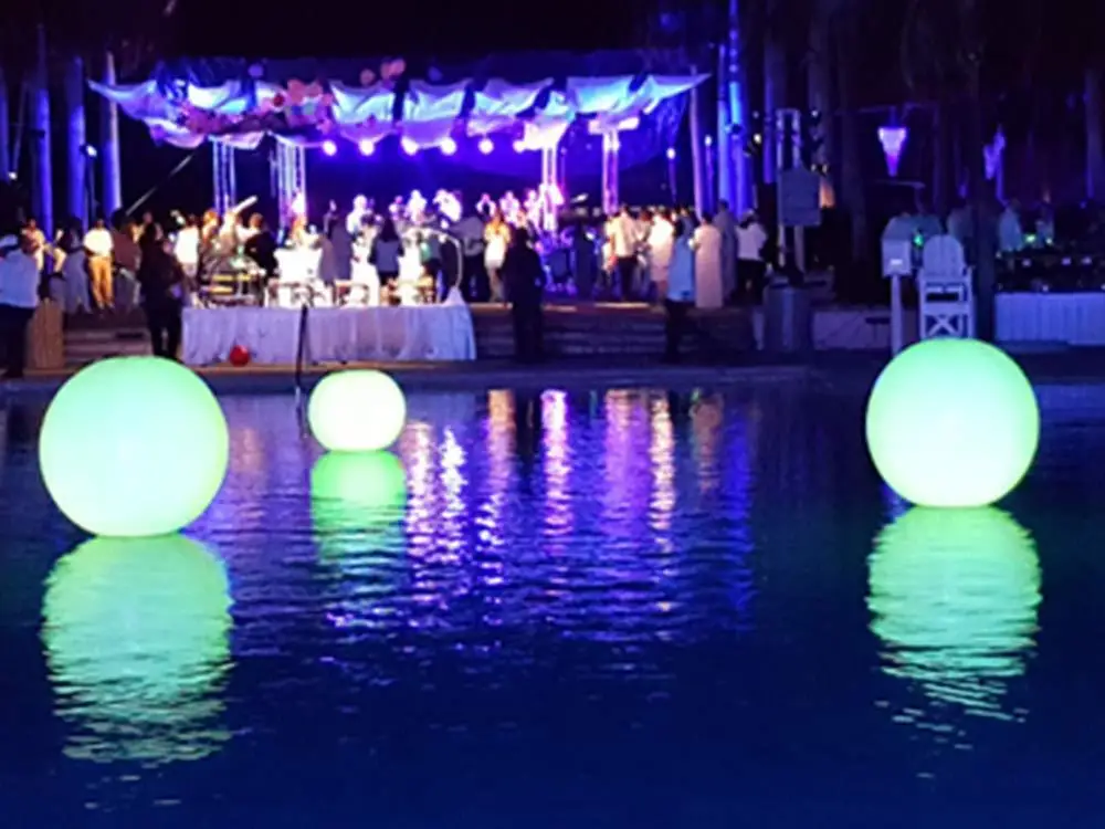 Good Selling Event Lighting Giant Eyeballs Attraction Wine Bottle Inflatable Ball Led Light