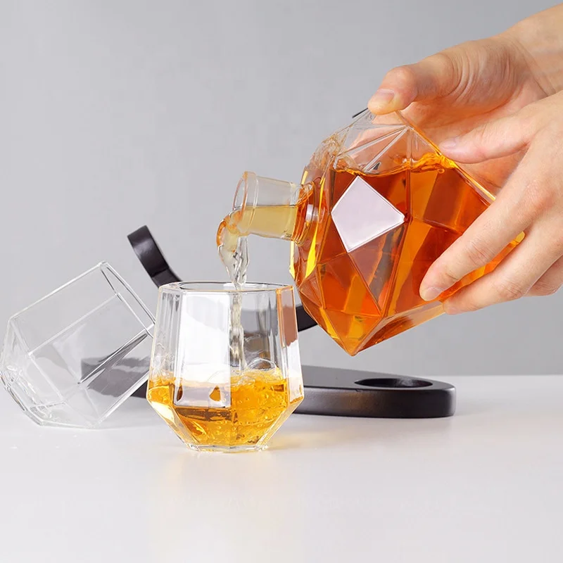 Diamonds Shaped  Empty Glass Wine Bottle Decanter