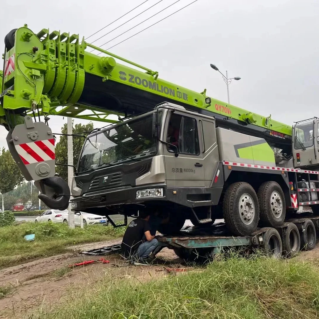 Excellent Condition Used Zoomlion 70 ton Truck Crane QY70V Price For Sale