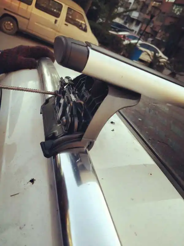 High Quality  Universal Cross Bars