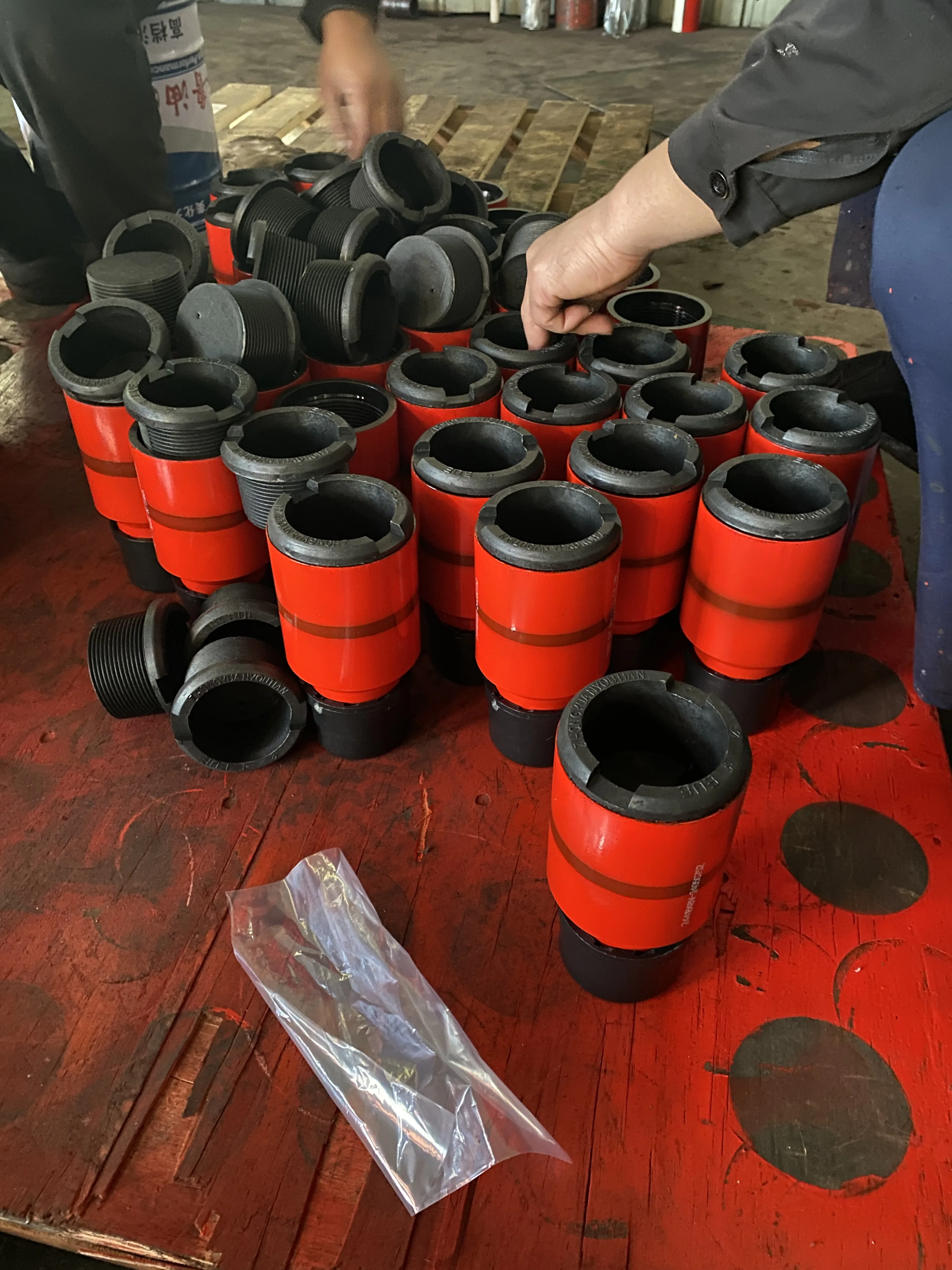 API 5CT X-OVER COUPLING 1.9-20 EU NU BC LC SC 8INCH 12INCH FOR OIL PIPE