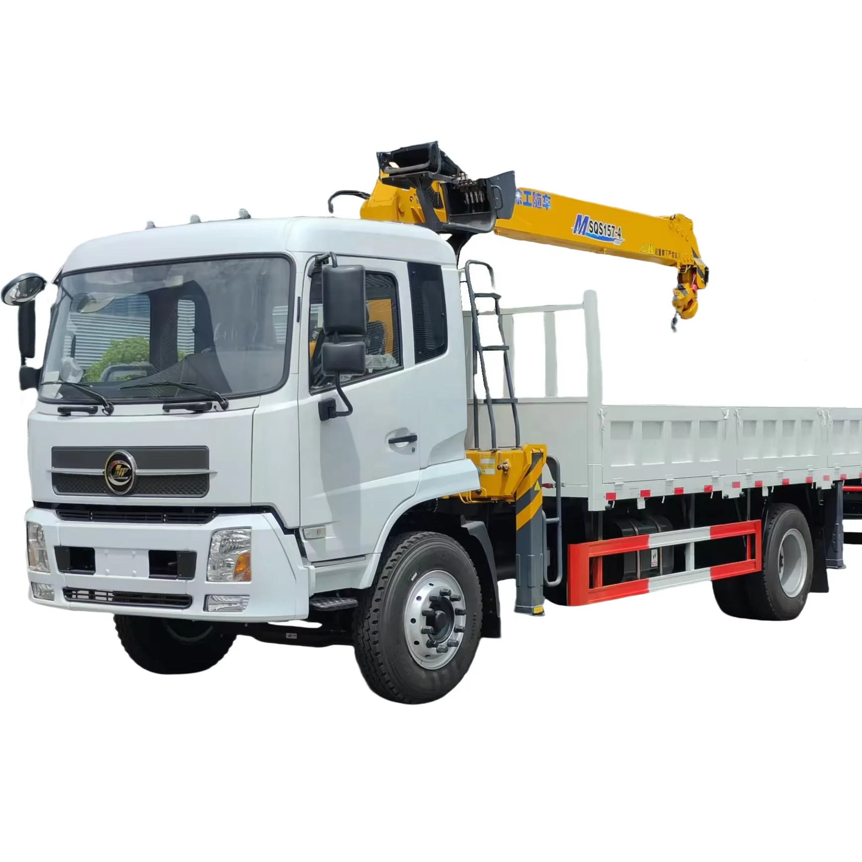 CLW 210HP Engine Truck Mounted with XCMG 6.3TON Lifting Crane 4x2 LHD Crane Truck for Stone & Garbage Lifting 15m Max Height