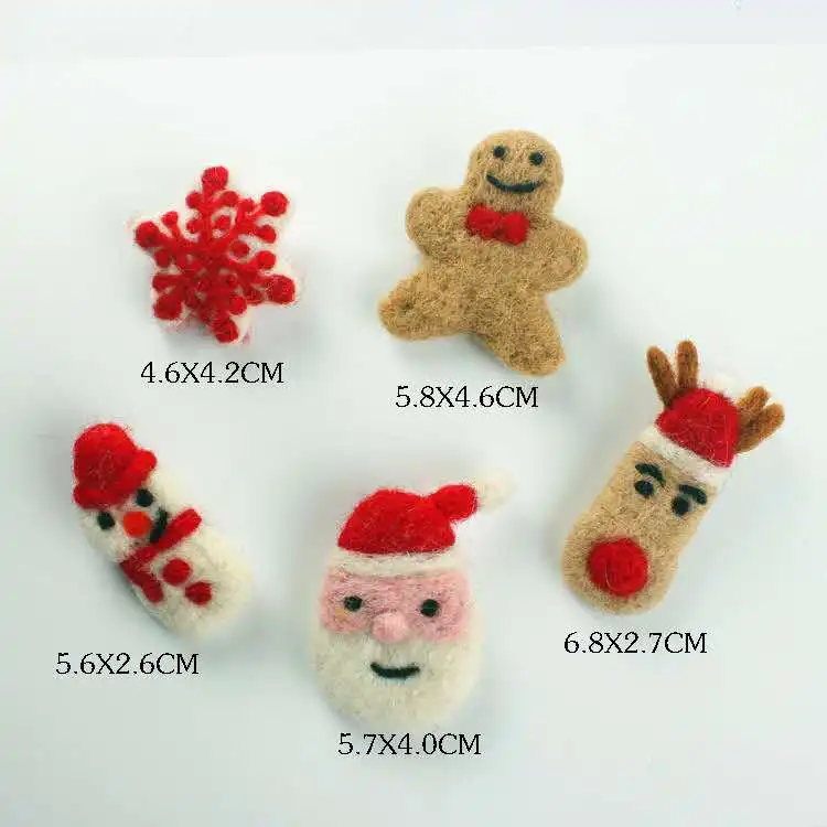 Santa Deer Pattern Handmade Wool Felt Ball Brooch For Christmas Clothes Decoration