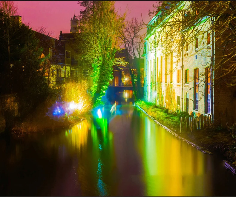 WIFI Flood Light 30W RGB Led Flood Lights Waterproof RGB Flood Lights In The Garden