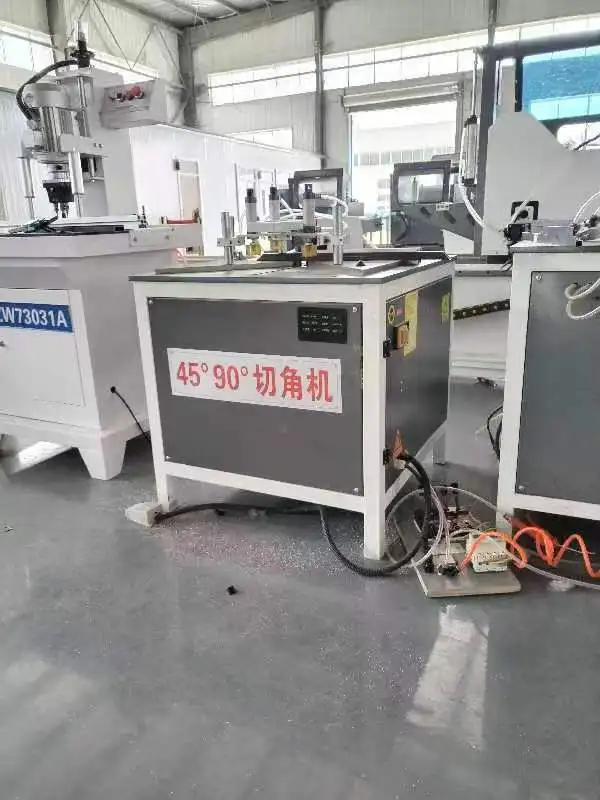 Hot Sale Woodworking Machinery Pneumatic Circular Saw Machine 90 Degree 45 Degree Vertical Aluminum Alloy Cutting Machine