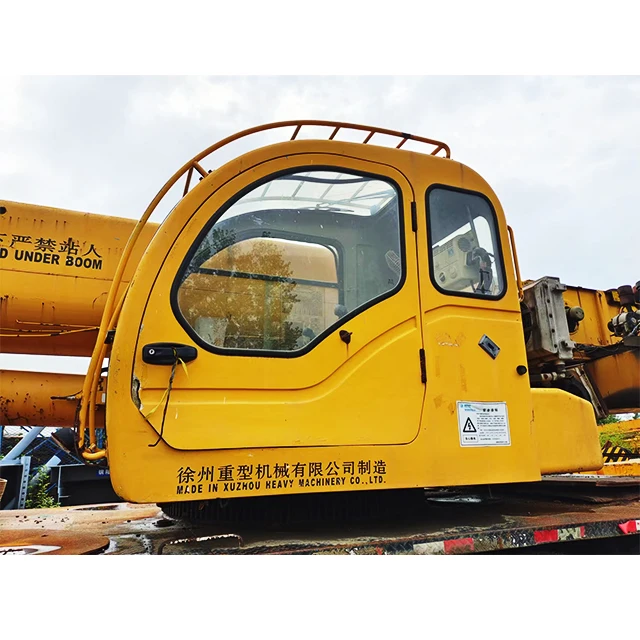Used the Chinese original truck crane cheap and easy to use construction machinery