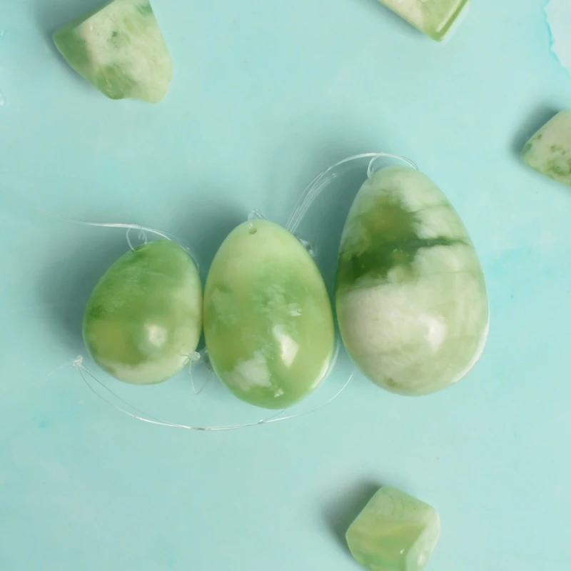 
Jade yoni kegel eggs with pouch green yoni egg set 