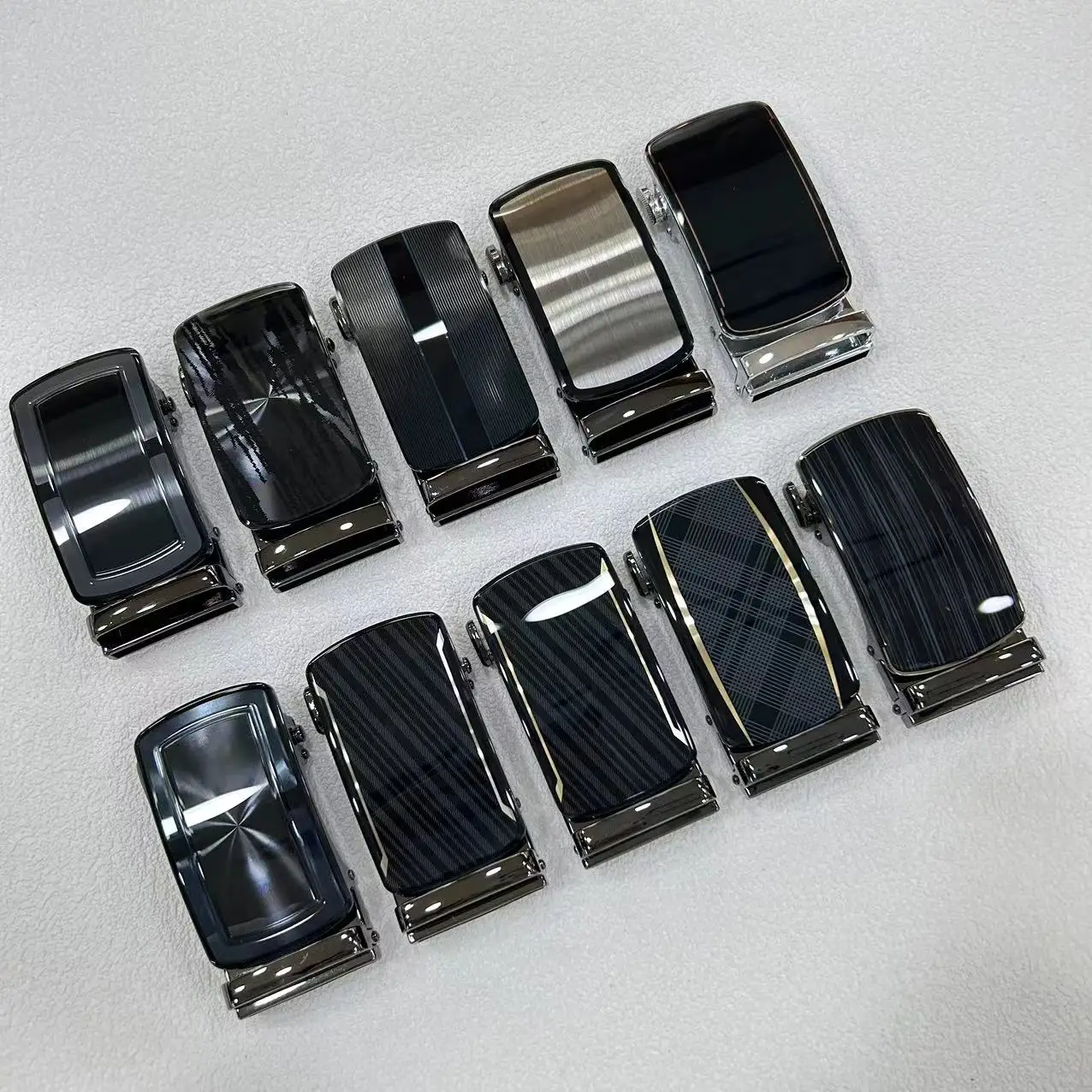 Factory hot sell Automatic metal buckle 35MM for leather belt customize size zinc alloy reversible buckle