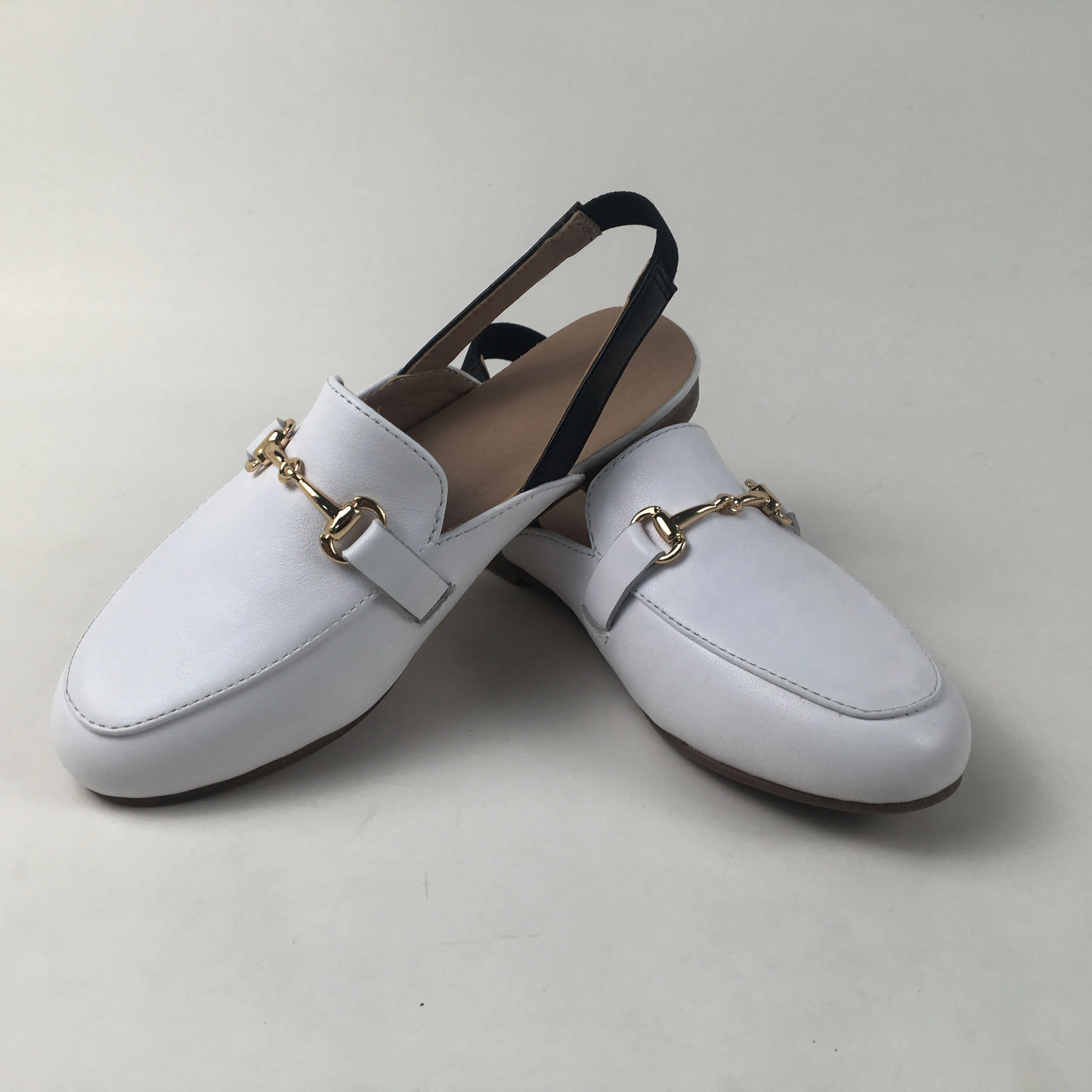 Hot Selling  Leather Girls Loafer Shoes with Gold Chain Front Flats Children  Slingback For Girls  Flats Children Sandals