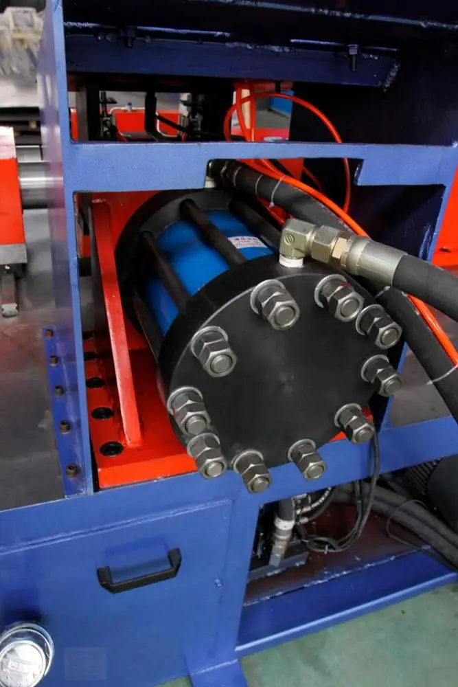 SG100CNC V-образная нержавеющая сталь металл автоматическая стальная труба Концевая формовочная