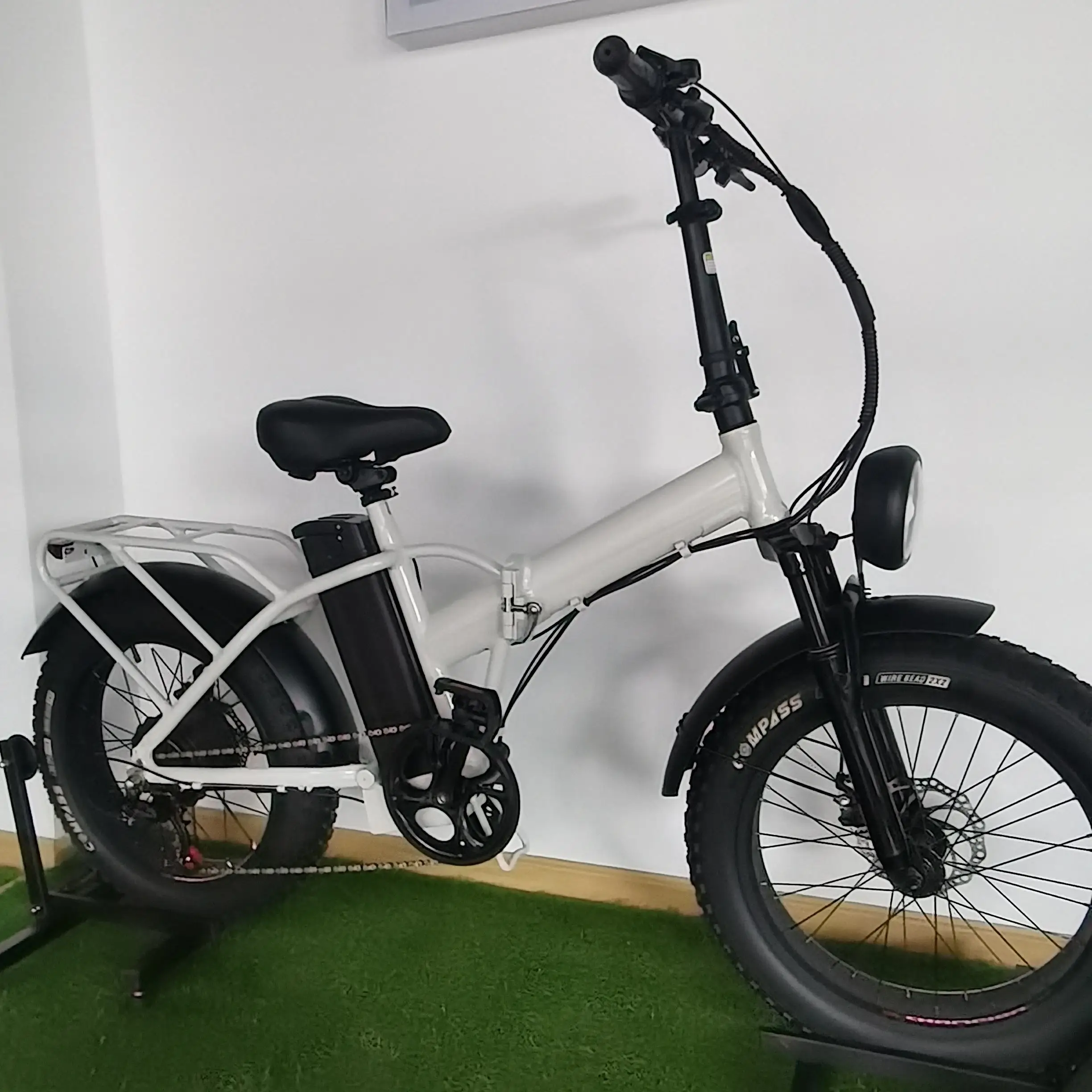 SIMATE EB08 China factory electric bike for sale fat tire foldable 20 inch 500w 10ah lithium battery electric folding bicycle
