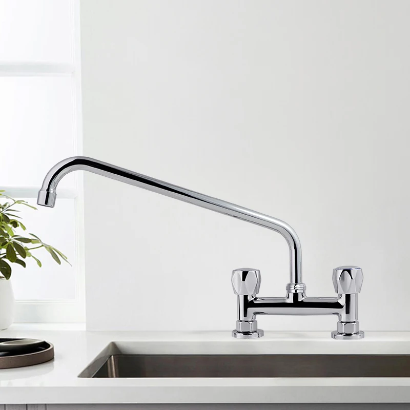 Смеситель кухонный латунный с длинной горловиной