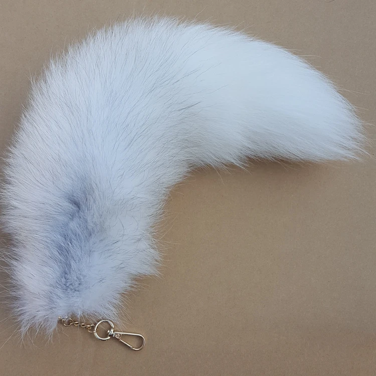 Wholesale good quality natural fluffy real fox fur tail real fur keychain
