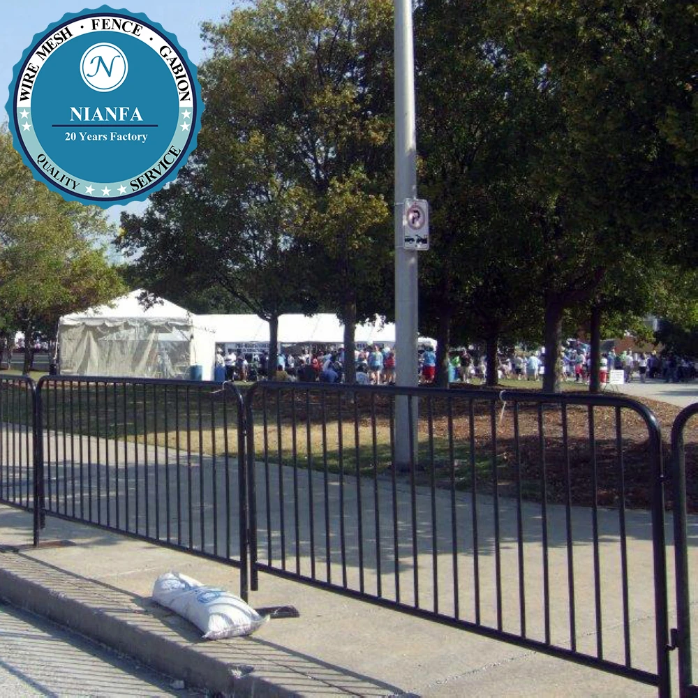 Traffic Road Safety Barrier/Steel Barricades with Bridge Base/Crowd Control Interlocking Barriers