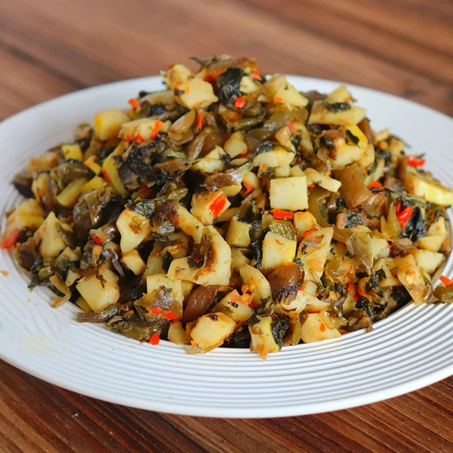 Нарезанная кубиками говядина с бамбуковой побеги паста быстрого приготовления рисовая приправы 180 г китайская еда говяжий соус вкусные домашние рисовые соусы чили