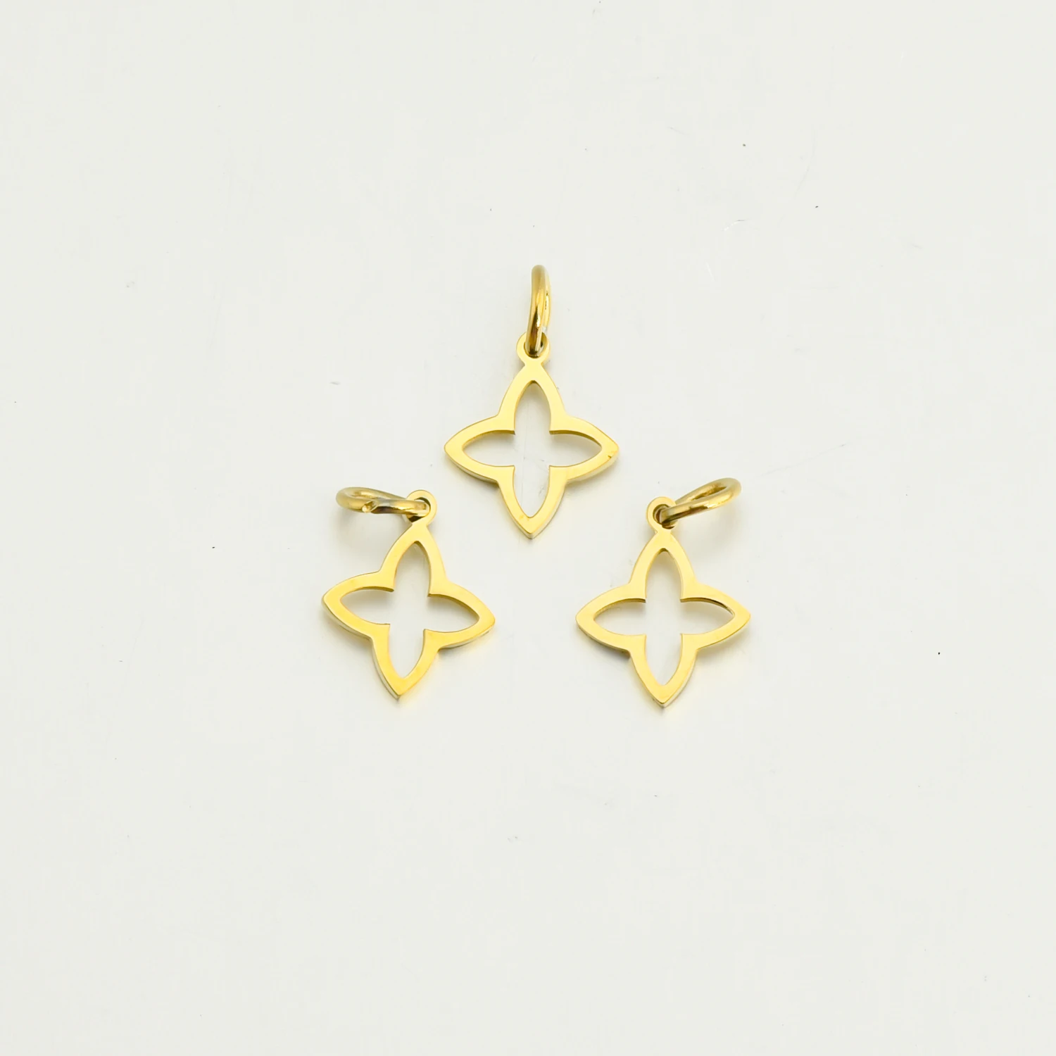 Four-leaf clover hollow pendant 14K gold plated Diy handmade necklace bracelet stainless steel jewelry accessories