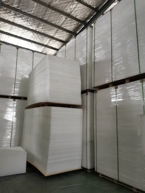 Sound reducing acoustic floor panels with honeycomb PP material core flooring underlay