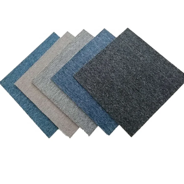 Петля ворса сплошной цвет дешевый съемный коммерческий ПВХ 50x50 PP материал Китай для дома отеля офиса ковровая плитка пол