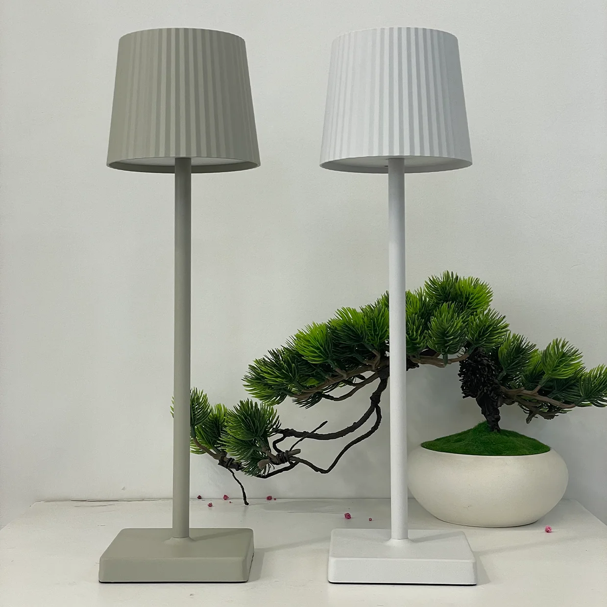 Cordless Desk Hotel Aluminium Modern Design Nordic Led Table Lamps Restaurant Rechargeable Battery Bar Hotel Portable Light