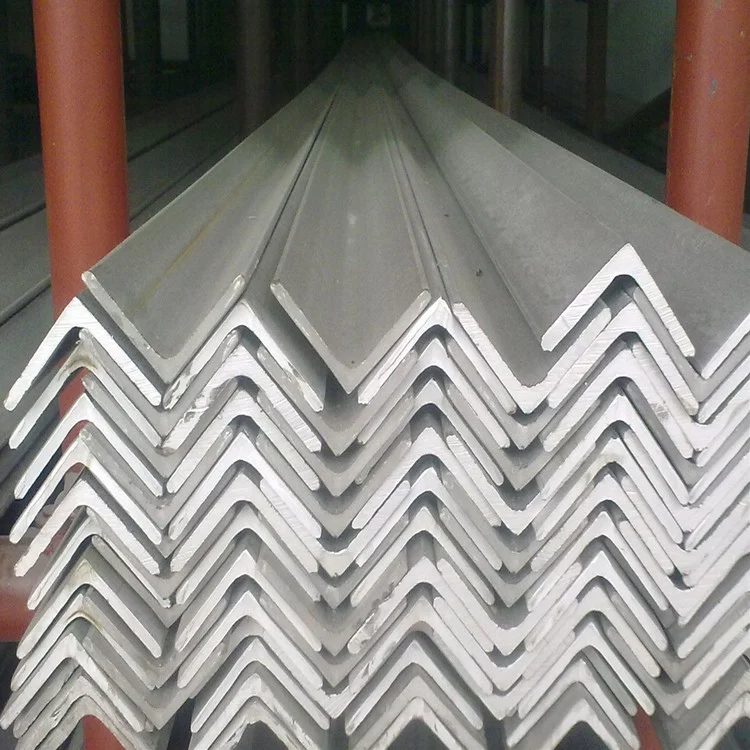 Горячеоцинкованная равная неравная угловая железная стальная Угловая штанга A36 горячекатаная углеродистая