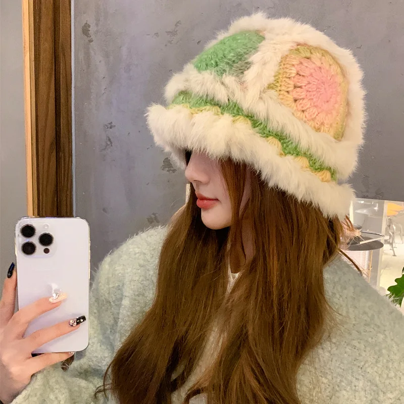 Yiwu agent winter Warm rabbit hair trimmed beanie skull ski Hats Daily warm hat color block knitted sports luxury beanie hat cap