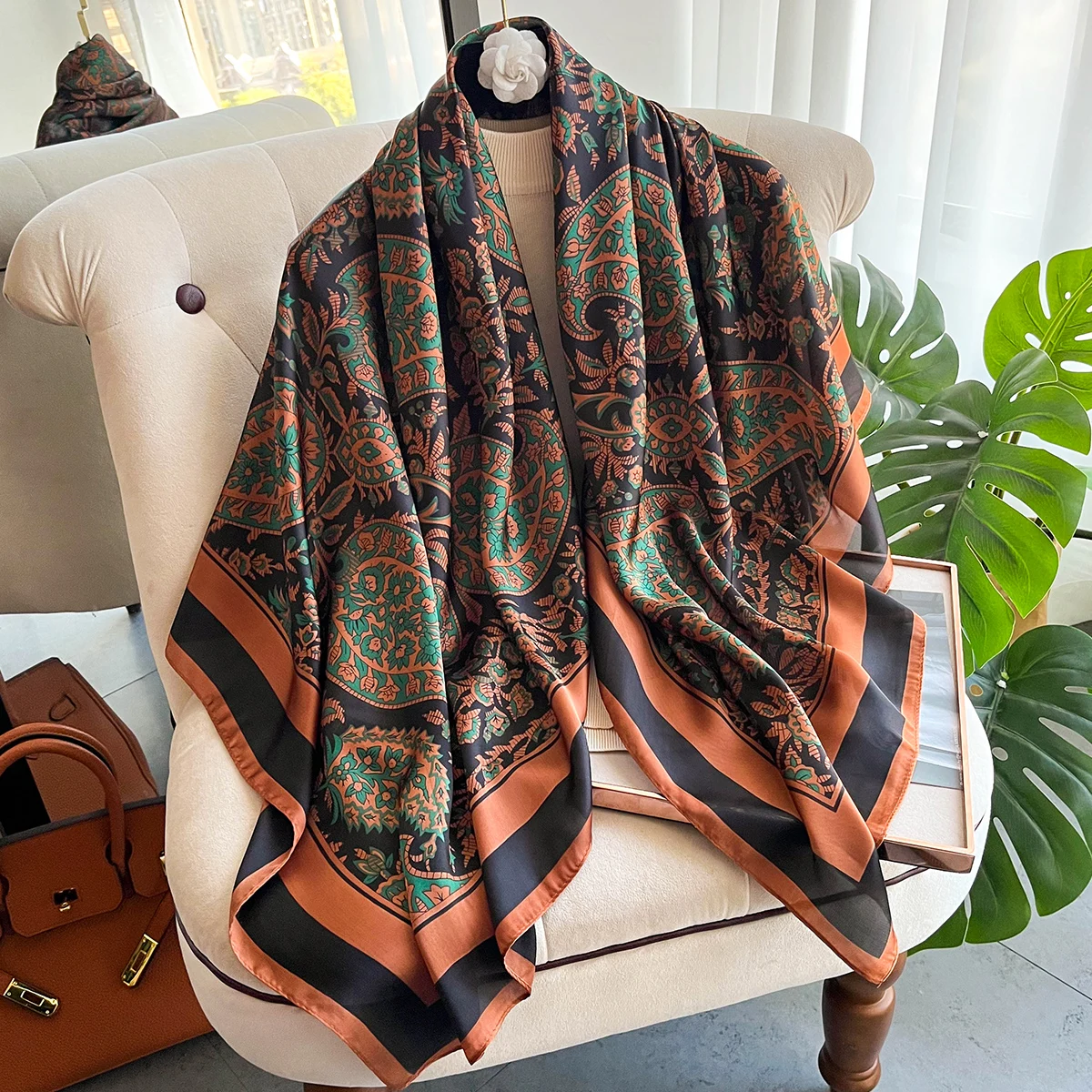 New Manufacture Custom Neck Silk Scarf Designer Printing Printed Women Ladies Square Pure Twill Satin 110*110 100% Silk Scarves